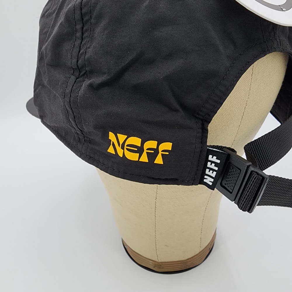 NEFF Pushing Up Daisies Hat Daily Flat Billed Strapback Black Nylon Cap NEW - Picture 7 of 16